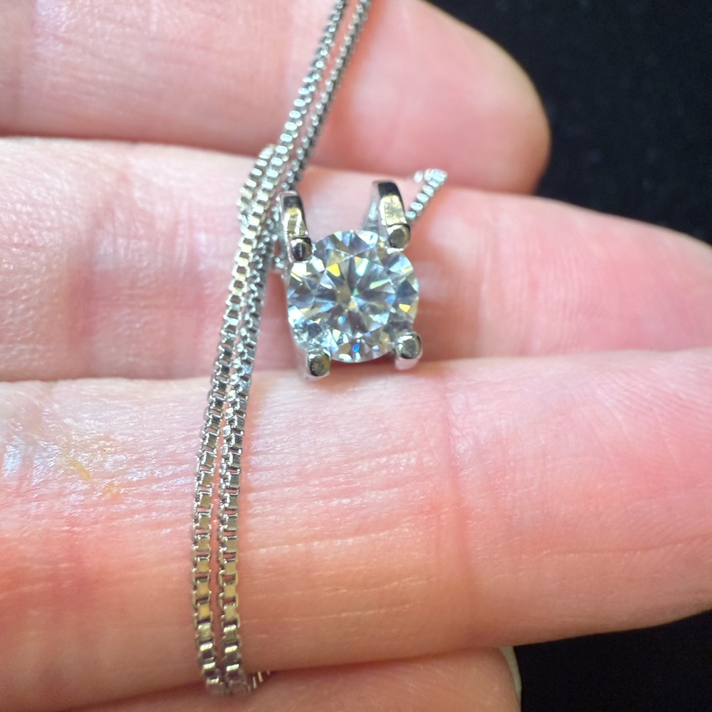 1.0 Carat Moissanite Necklace In 925 Sterling Silver